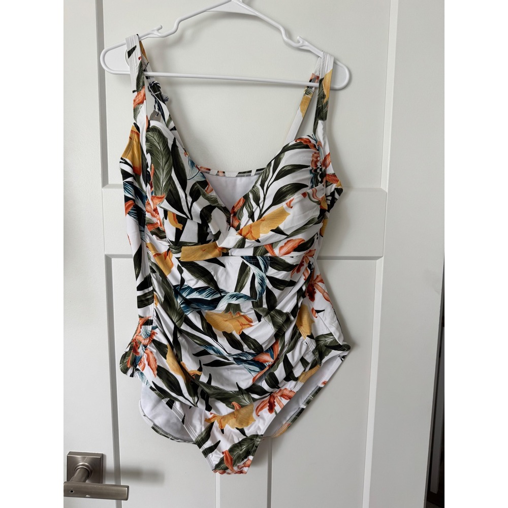 Sonnet Shores Women 22W Tropical Floral One Piece Swimsuit Tummy Control NWT